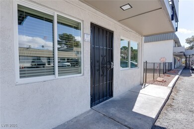 5001 Obannon Dr unit A-O, Las Vegas, NV 89146 - photo 5