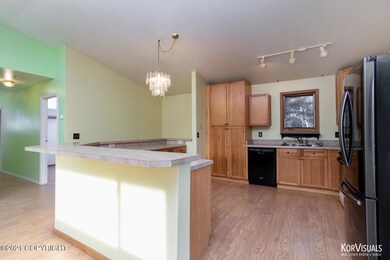 101 W Spruce Ave-5
