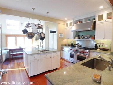 Gourmet Kitchen