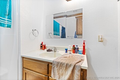 8100 Wainwright Rd, Oktaha, OK 74450 - photo 6