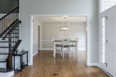 2567 Bangert Ln, Naperville, IL 60564 - photo 4