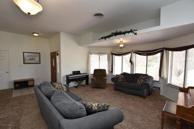 4810 Camaron Ave, Farmington, NM 87402 - photo 6