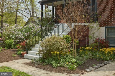 7425 Carroll Ave, Takoma Park, MD 20912 - photo 2