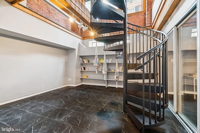 19 Cuthbert St unit B, Philadelphia, PA 19106 - photo 2