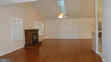 121 Chantilly Ct, Hagerstown, MD 21740 - photo 4