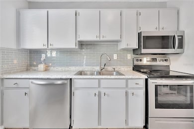 22630 Gage Loop unit 9, Land O Lakes, FL 34639 - photo 3