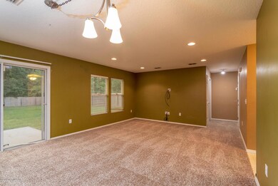 3807 Ellaville Ct, Jacksonville, FL 32218 - photo 6