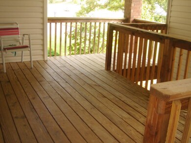 BIG FRONT DECK