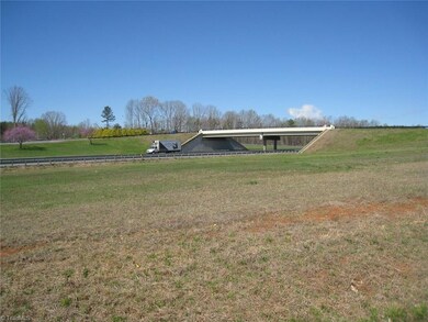 191 Key St, Pilot Mountain, NC 27041 - photo 5