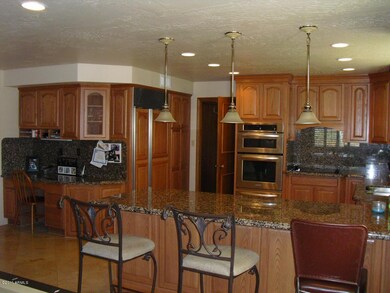Kitchen 3