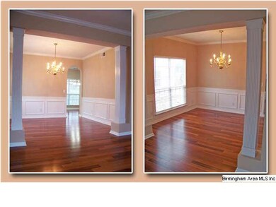 The dining room shares the classical columns, crow