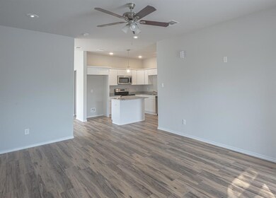 893 Chase Ave, Cleburne, TX 76031 - photo 6