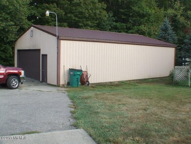 10656 Eastern Ave SE, Wayland, MI 49348 - photo 3