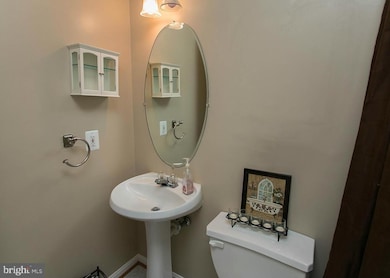 10608 Riva Place, White Plains, MD 20695 - photo 4