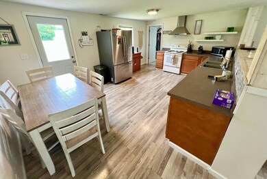 9680 Tarlton Rd SW, Stoutsville, OH 43154 - photo 4