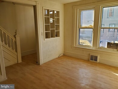 527 S 16th St, Reading, PA 19606 - photo 4