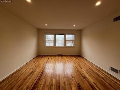 1 Inwood Rd unit A, Port Washington, NY 11050 - photo 2