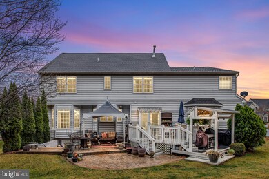 7490 Admiral Nelson Dr, Warrenton, VA 20186 - photo 2