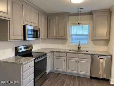 3904 Pensacola Dr, Winterville, NC 27834 - photo 5