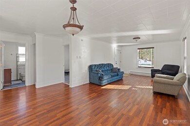 303 W Magnolia St, Centralia, WA 98531 - photo 7