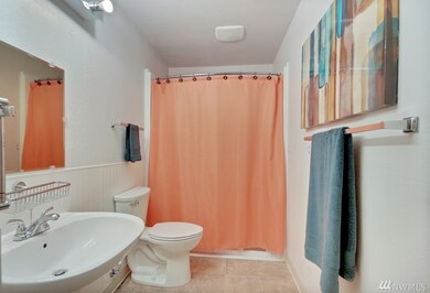 1017 NW Kingsview Ct, Yelm, WA 98597 - photo 6