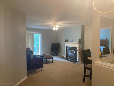 308 Wedgewood Cir unit 324, Belford, NJ 07718 - photo 6