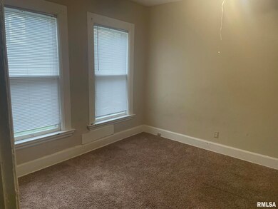 1425 Grand Ave unit 1, Davenport, IA 52803 - photo 5