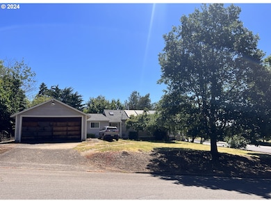 1904 E 5th St, Vancouver, WA 98661 - photo 5