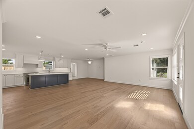 9242 Autauga St, Houston, TX 77080 - photo 6