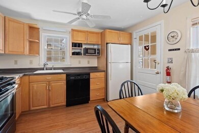 25 Porter Rd, Scituate, MA 02066 - photo 6