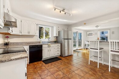 53 Fowle St, Woburn, MA 01801 - photo 3