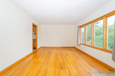 153 Peter Salem Rd, Leicester, MA 01524 - photo 7