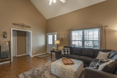 792 Colony Circle-18