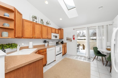 424 Fremont St unit 6, Douglas, MI 49406 - photo 6