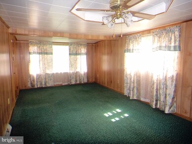 85 Mason Dixon Rd, Greencastle, PA 17225 - photo 6