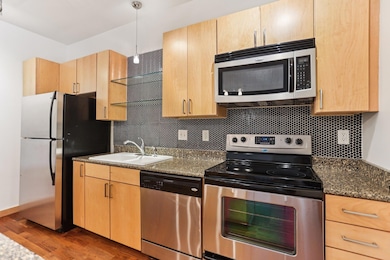 521 2nd St SE unit 209, Minneapolis, MN 55414 - photo 7