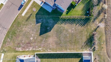 3351 Calvin Dr, Dickinson, ND 58601 - photo 5