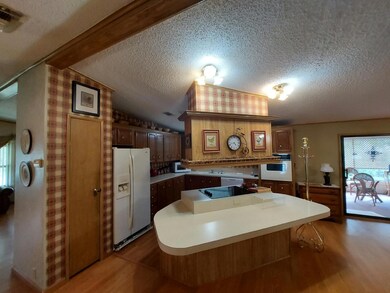 7 Cedar Key Way unit 527, Leesburg, FL 34788 - photo 2