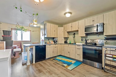 5123 Atlantic Dr, Cheyenne, WY 82001 - photo 3