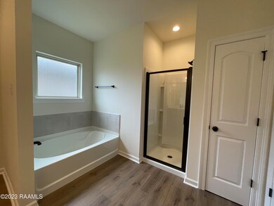 004 PRIMARY BATH