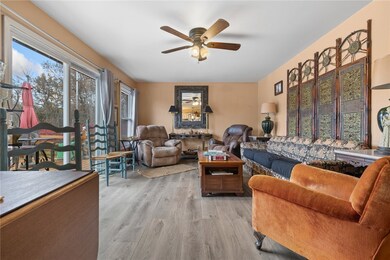 311 W Hazelwood Dr, Lead Hill, AR 72644 - photo 4