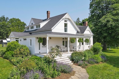 938 Main Rd, Islesboro, ME 04848 - photo 3