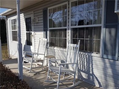 2174 Community Dr, Bath, PA 18014 - photo 4