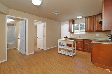 252 S 9th Ave, Yuma, AZ 85364 - photo 5