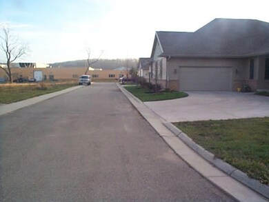 63 Berdella Ct, Cross Plains, WI 53528 - photo 6