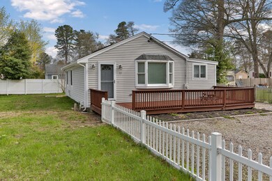 12 Ivy St, Wareham, MA 02571 - photo 3