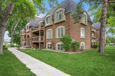 1410 20th St unit 8, West Des Moines, IA 50265 - photo 2