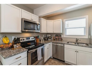 5808 Clark St, Des Moines, IA 50311 - photo 5