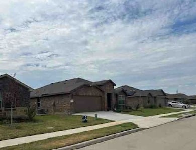 9463 Firedog Dr, Fort Worth, TX 76131 - photo 2