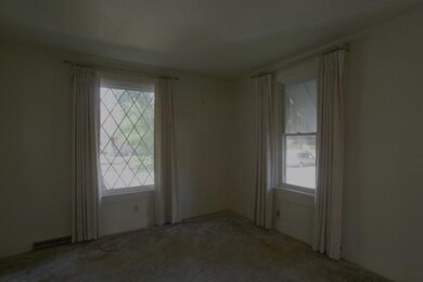 2004 Dixwell St, Davenport, IA 52802 - photo 5